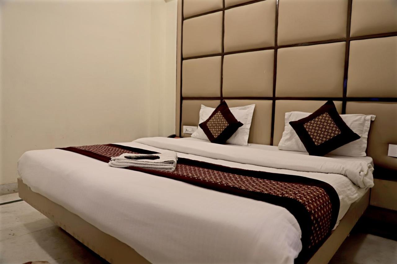 Hotel Klick International At "5 Min Walking " From New Delhi Railway Station Экстерьер фото