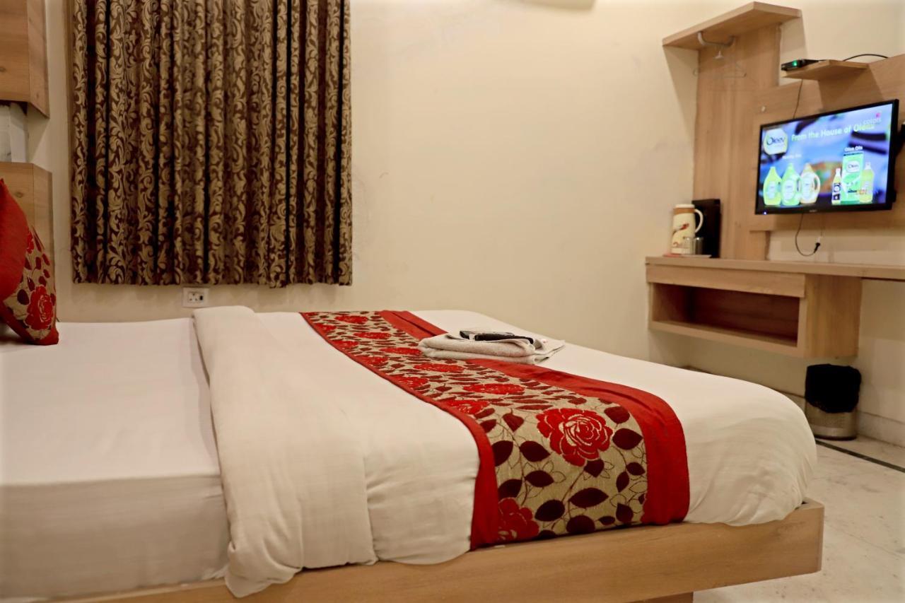 Hotel Klick International At "5 Min Walking " From New Delhi Railway Station Экстерьер фото