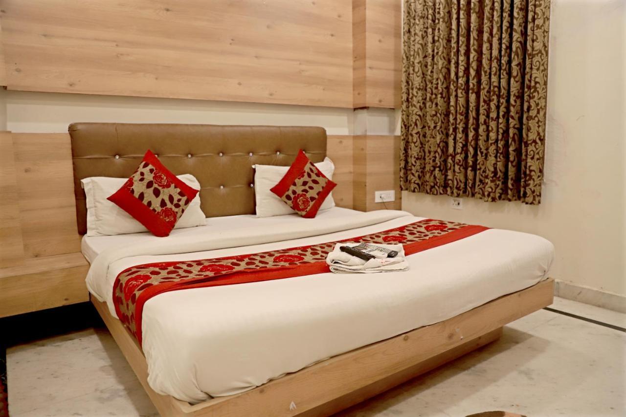 Hotel Klick International At "5 Min Walking " From New Delhi Railway Station Экстерьер фото